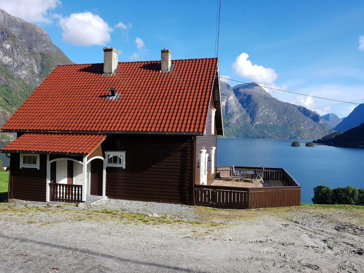 Вилла Charming Timber House In Stryn, Norway Экстерьер фото