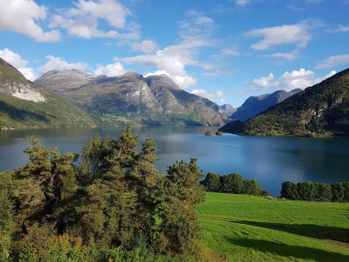 Вилла Charming Timber House In Stryn, Norway Экстерьер фото