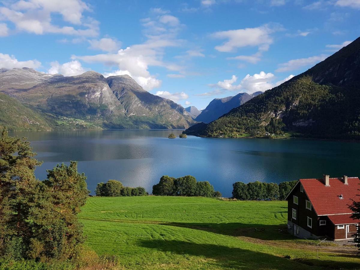 Вилла Charming Timber House In Stryn, Norway Экстерьер фото